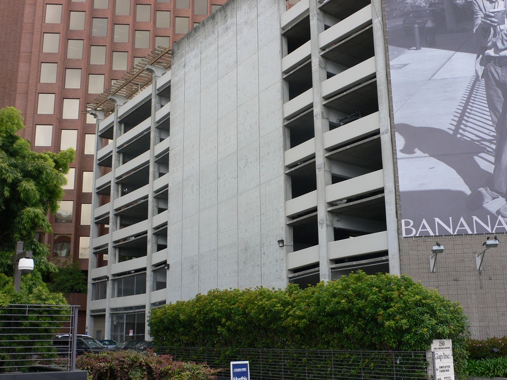 A picture containing building, outdoor, city, apartment buildingDescription automatically generated